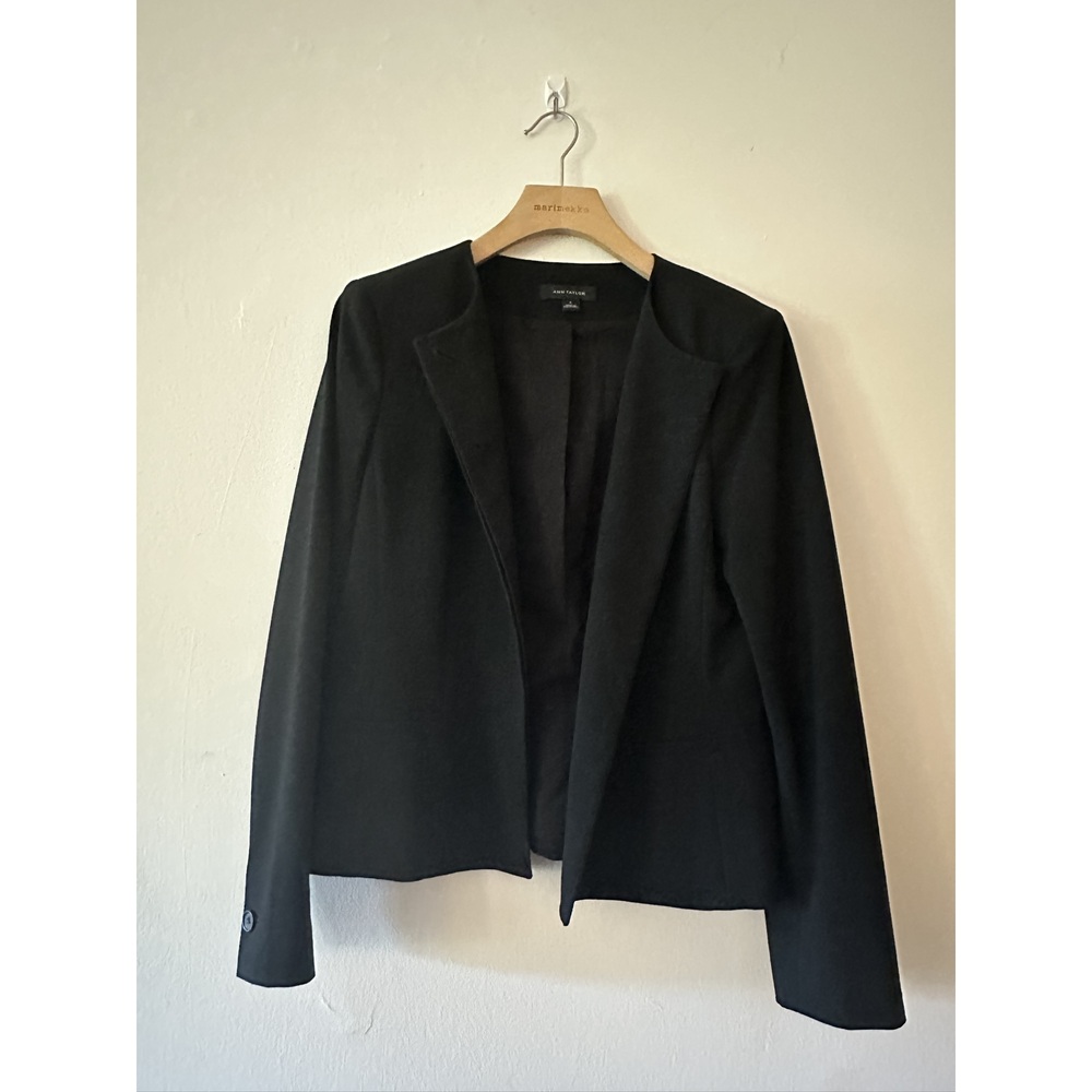 Ann Taylor Black Open Front Blazer Size 6 No Closure Princess Seams